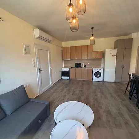 Michalis بيت للعطل *